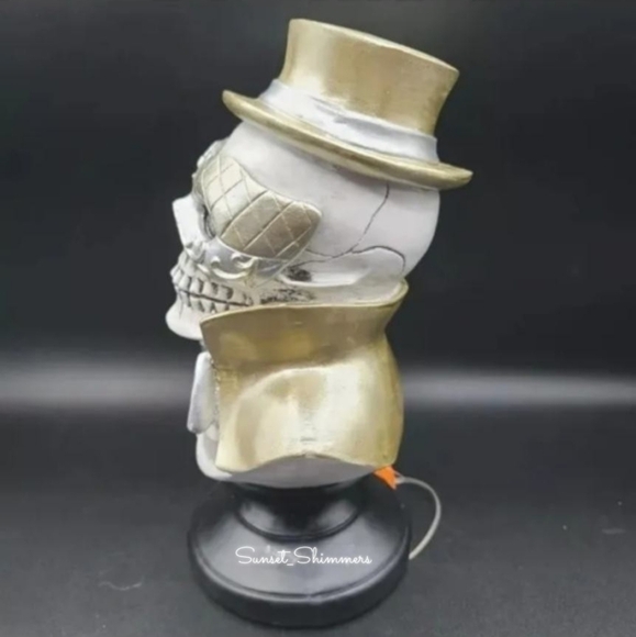 Halloween Animated Light Masquerade Costume VICTORIAN SKELETON COUPLE Bust Decor - Picture 7 of 12